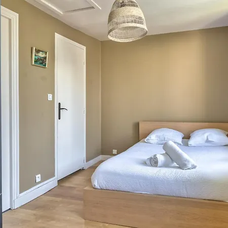 Le Chant De Daoud Maison De Avec Jardin Et Place Stationnement