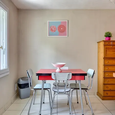 Le Chant De Daoud Maison De Avec Jardin Et Place Stationnement Rouen