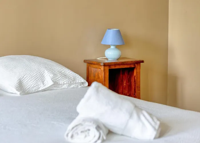 Le Chant De Daoud Maison De Avec Jardin Et Place Stationnement